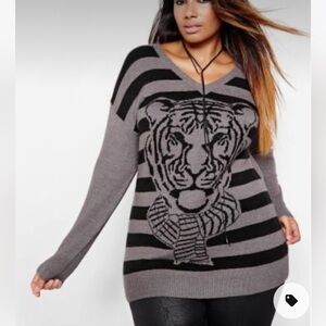 LOVE & LEGEND TIGER KNIT SWEATER